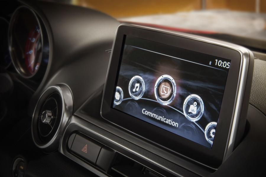 Детали интерьера Fiat 124 Spider Elaborazione Abarth (348) 2016 года  (NA) (фото 20 из 40)